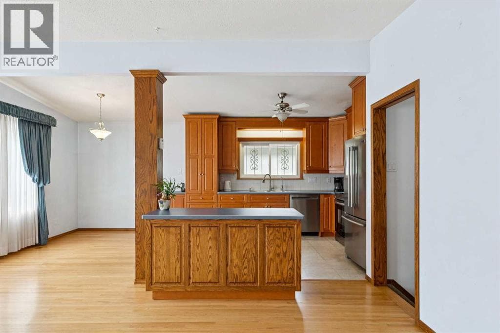 4823 Brisebois Drive NW — photo 5