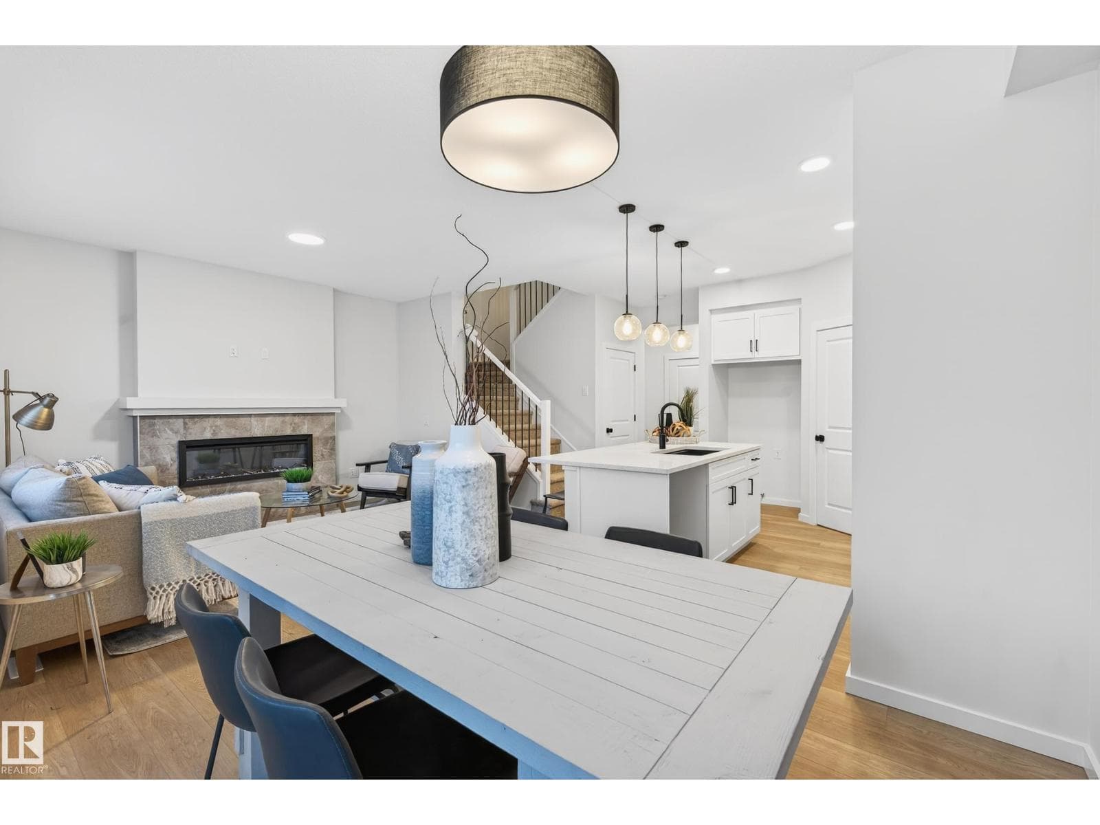 8019 228 ST NW — photo 5