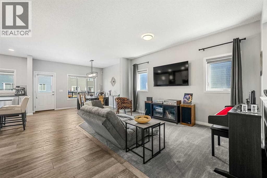 1020 Chinook Gate Heath SW — photo 2
