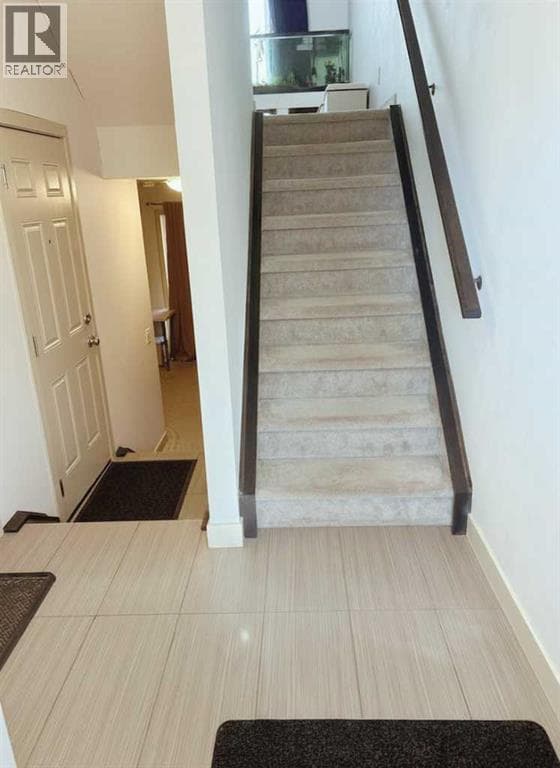 128 Strathcona Circle — photo 5