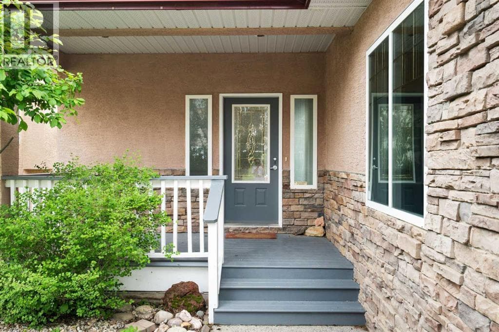 79 Royal Crest Way NW — photo 3