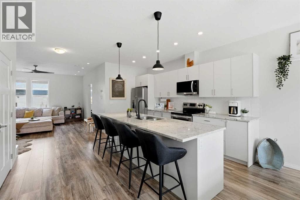 4 bed 3 bath single family at 144 South Point Court SW — $515,000 — photo 12