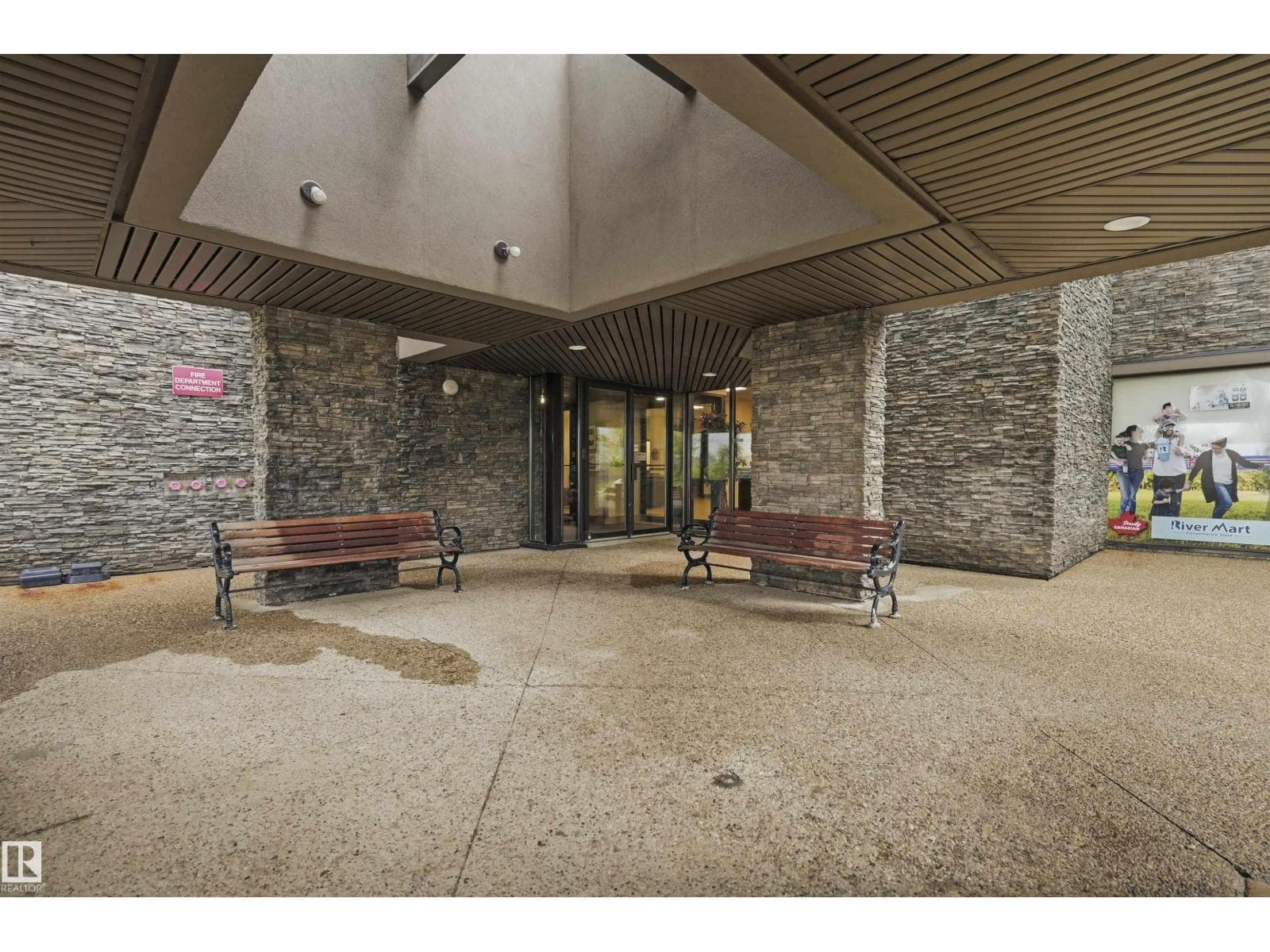 #1101 10149 SASKATCHEWAN DR NW — photo 5