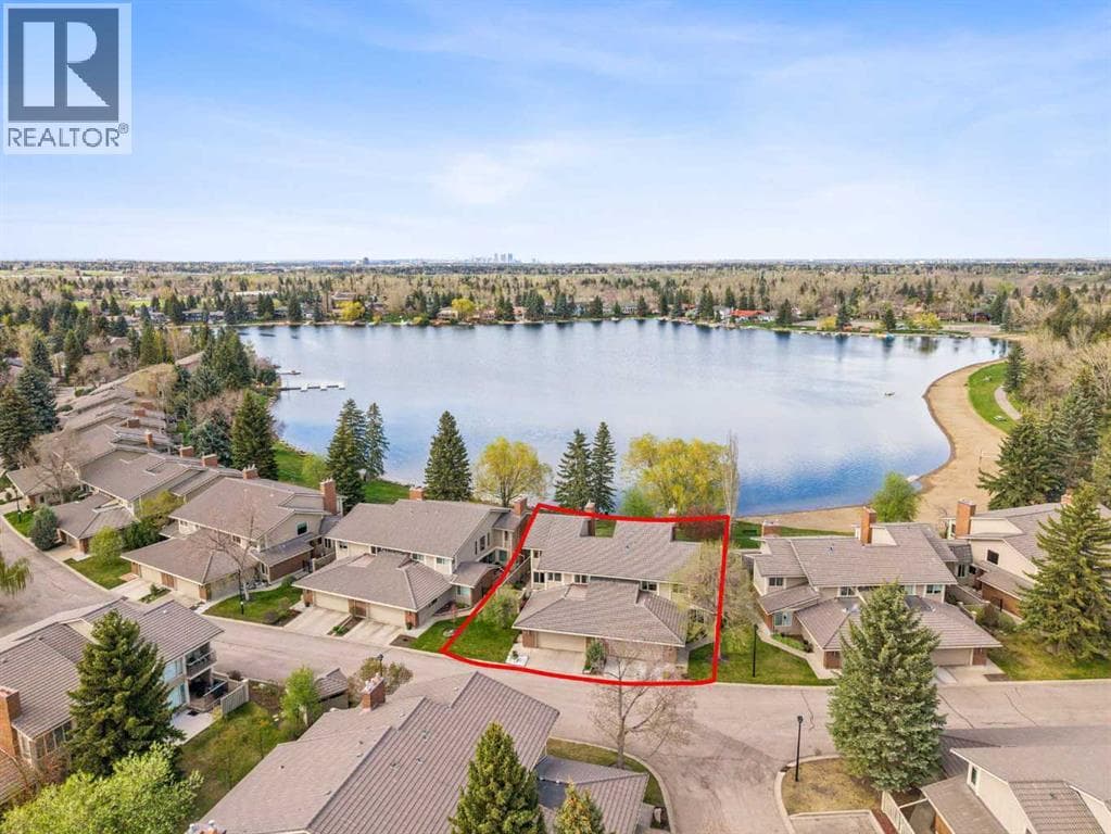 229, 20 Midpark Crescent SE