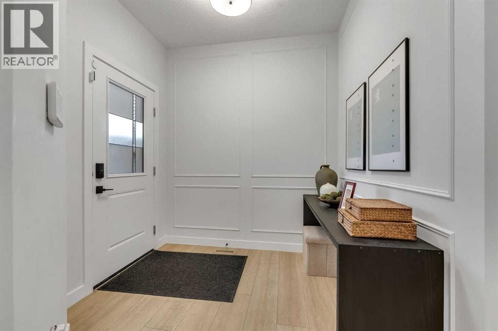 121 Amblehurst Green NW — photo 3