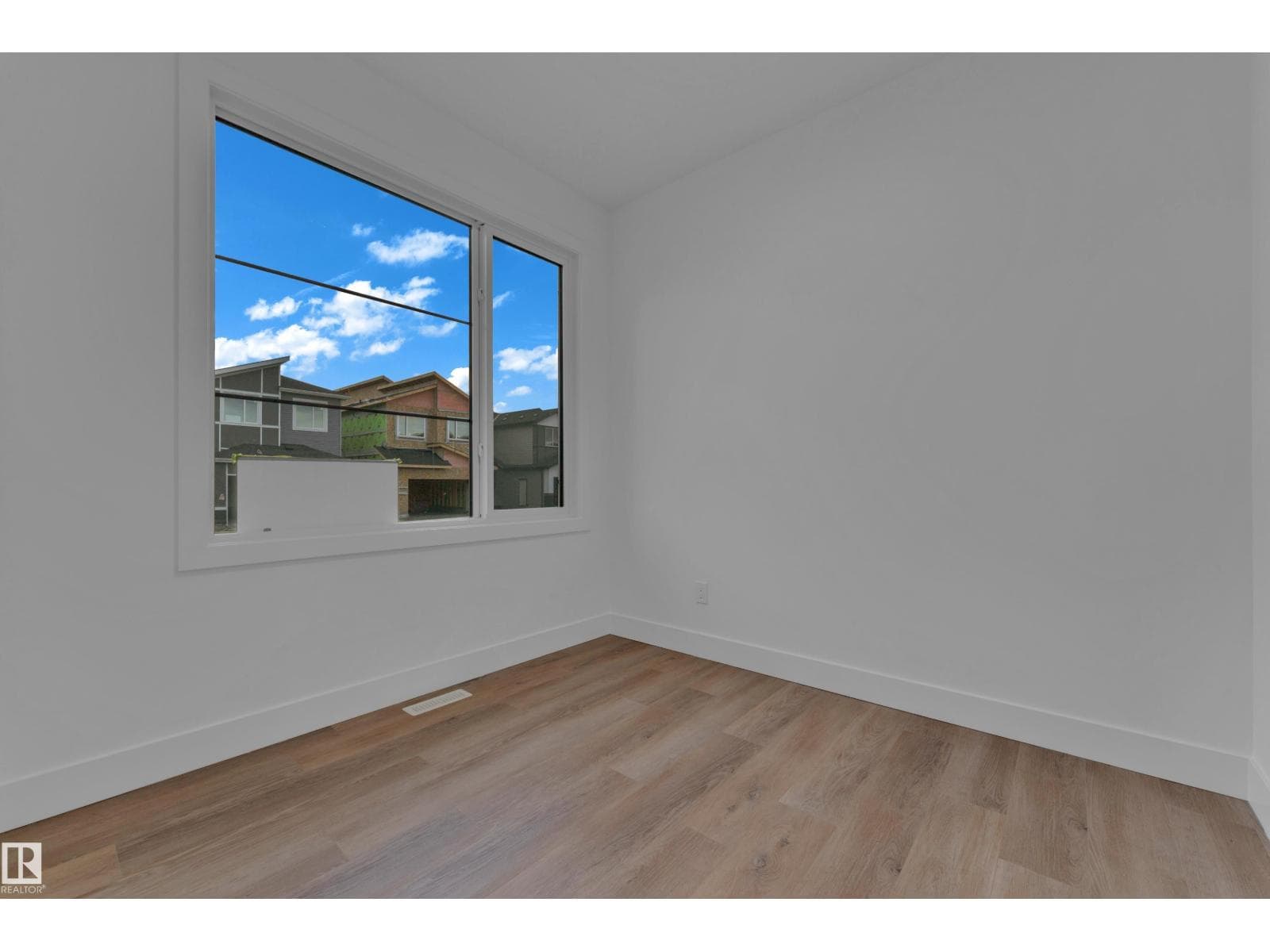 4213 63 ST — photo 5