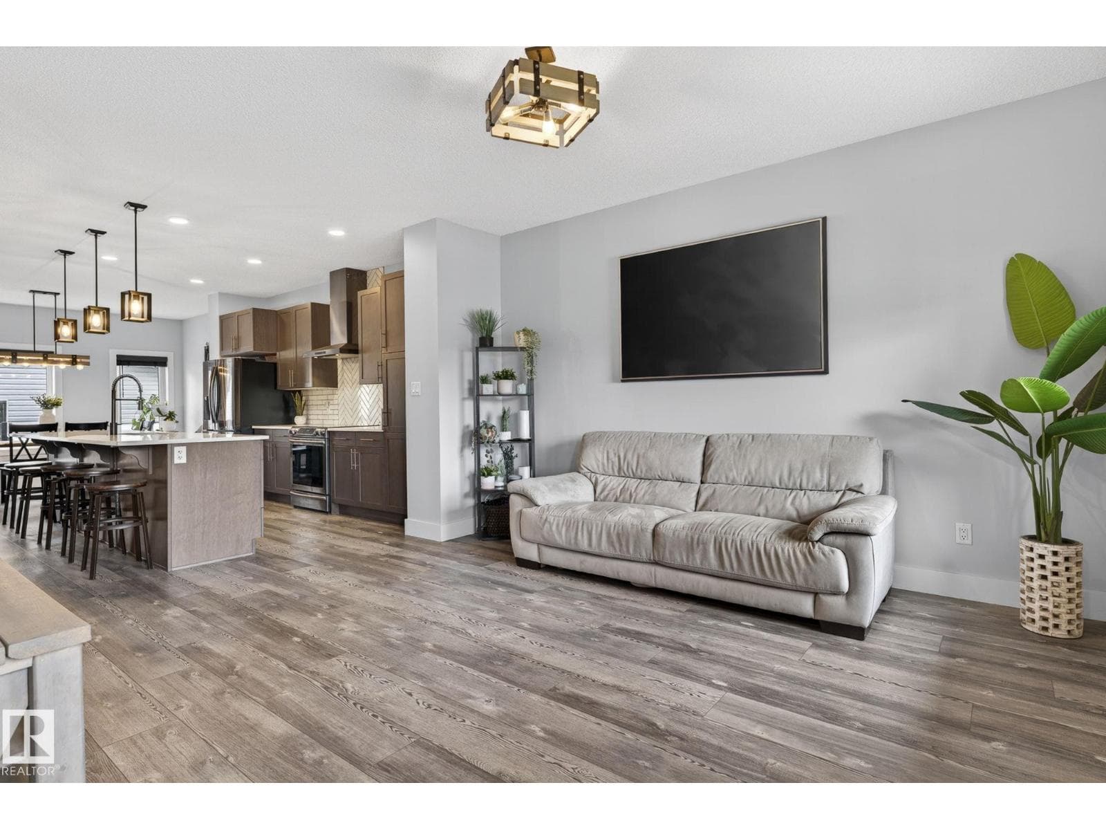 17733 64A ST NW — photo 4