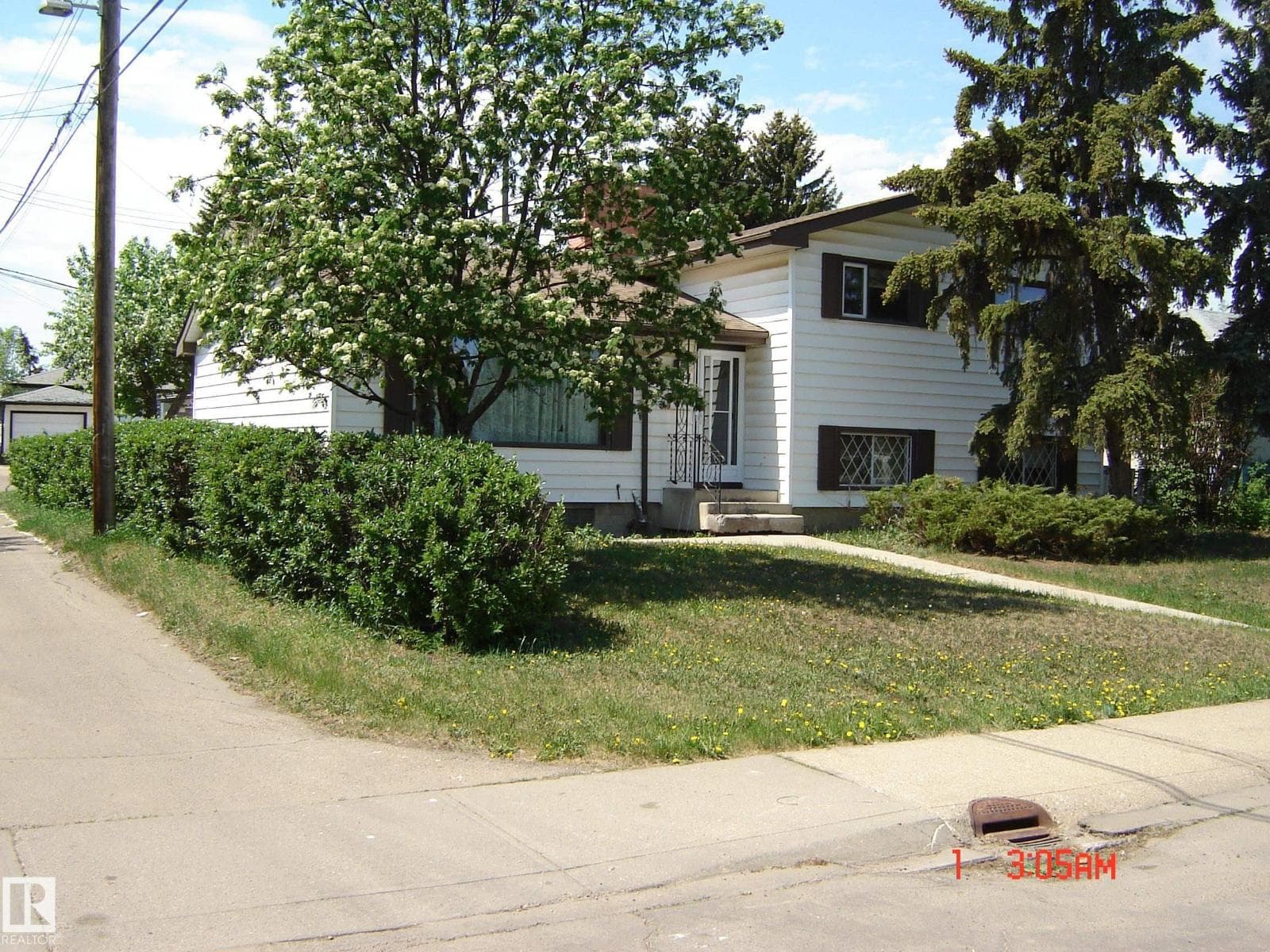 13524 92 ST NW NW