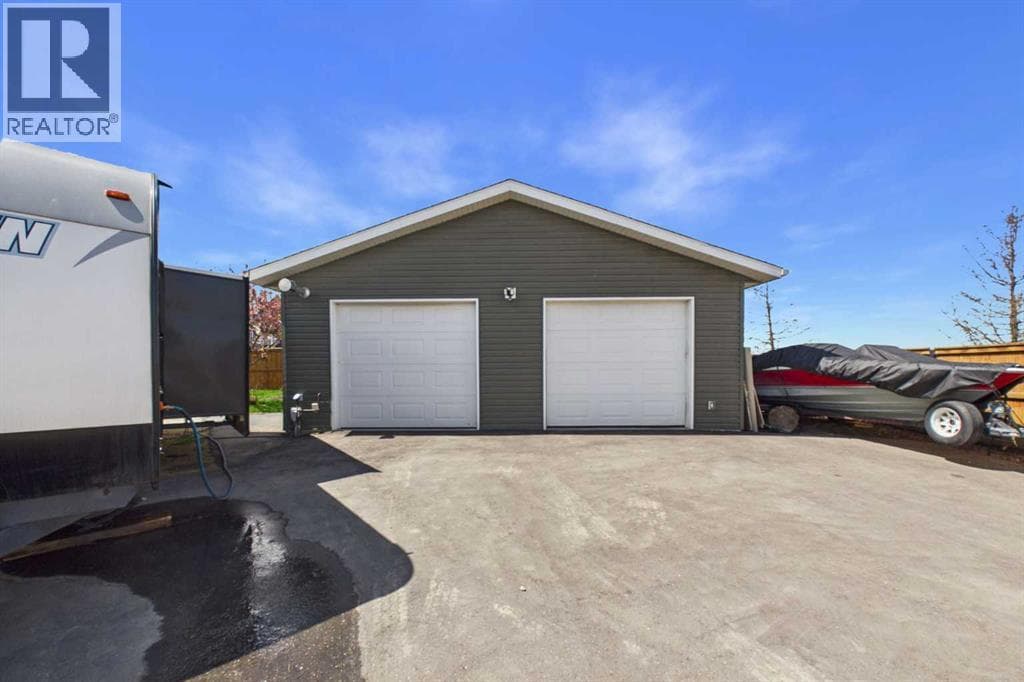 132 Oswald Close — photo 4