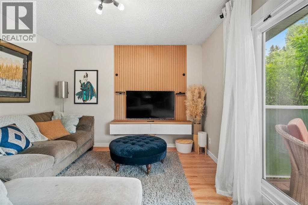 2530 16A Street NW — photo 5