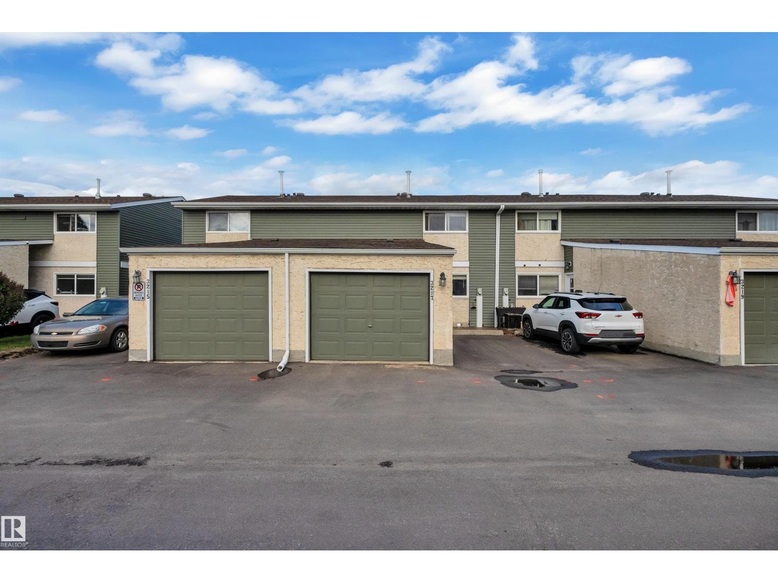 3217 132A AV NW