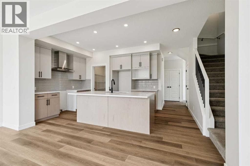 64 Southborough Common — photo 5