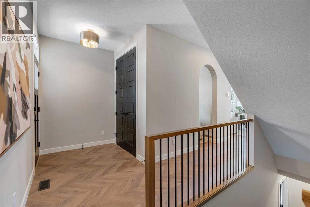47 Sundown Crescent — photo 5