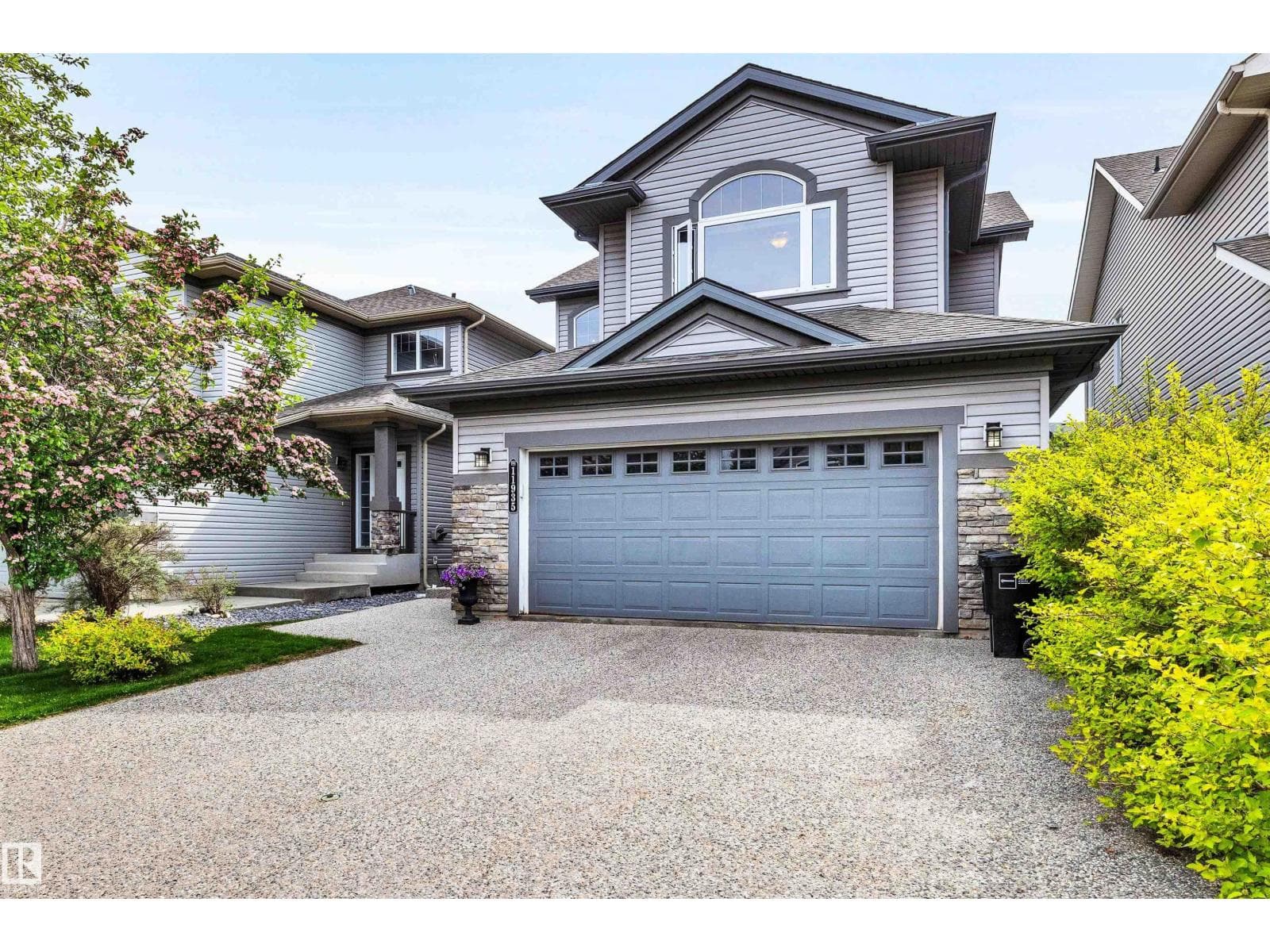 11935 21 AV SW — photo 3