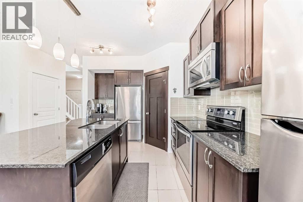 79 Cranford Green SE — photo 4