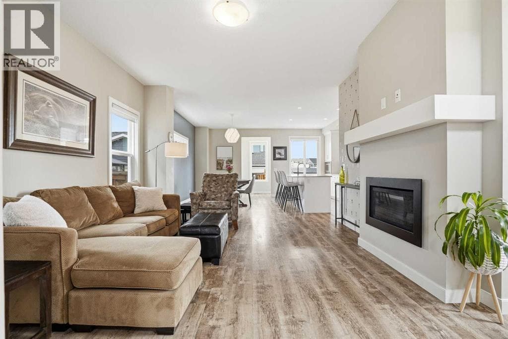 30 Juniper Street — photo 4