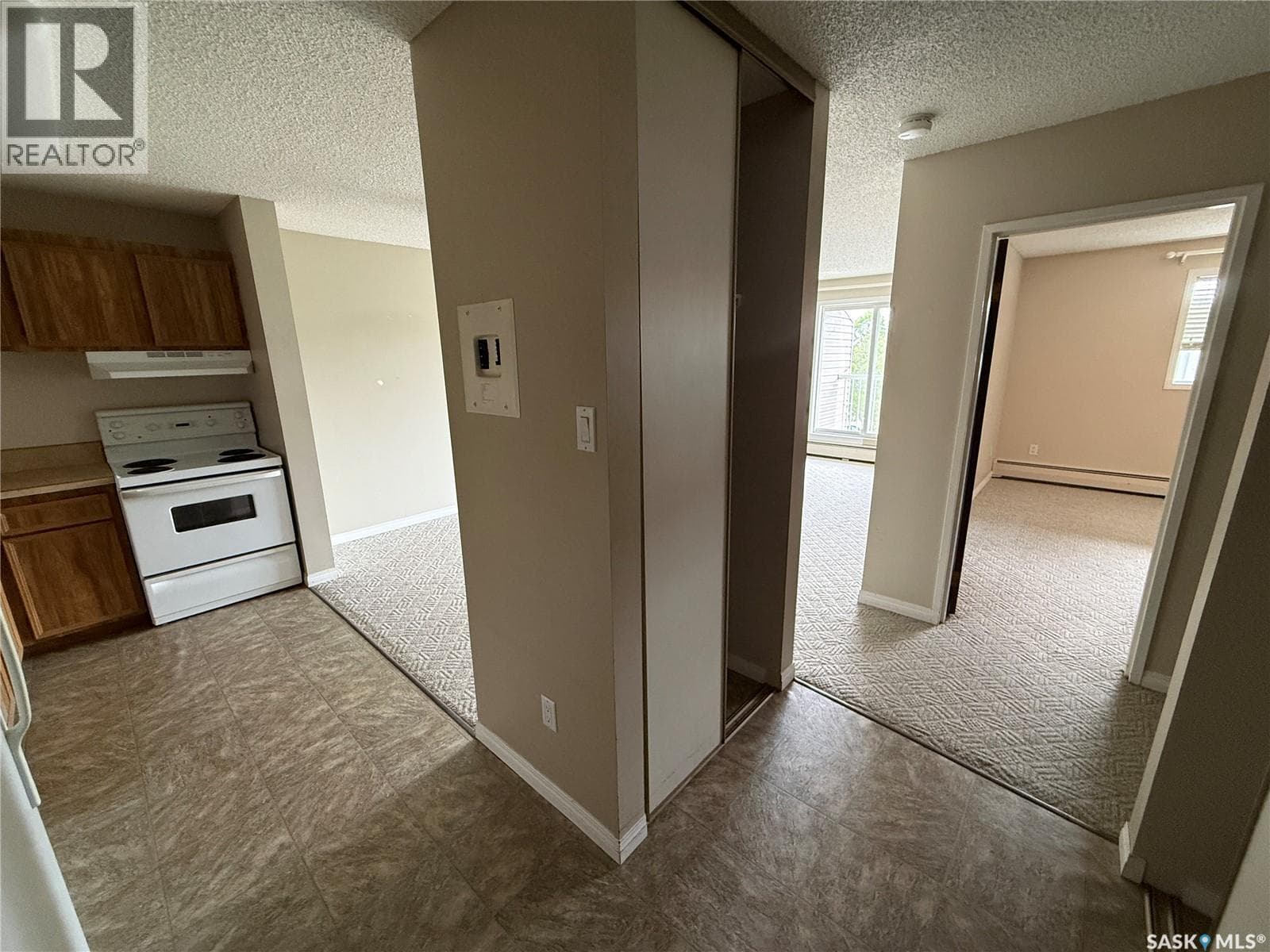 307 1808 Eaglesham AVENUE — photo 4