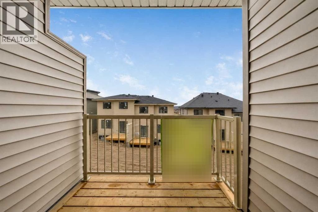 370 Heritage Boulevard — photo 3