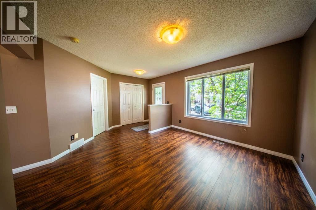 11 Saddlebrook Mews NE — photo 5