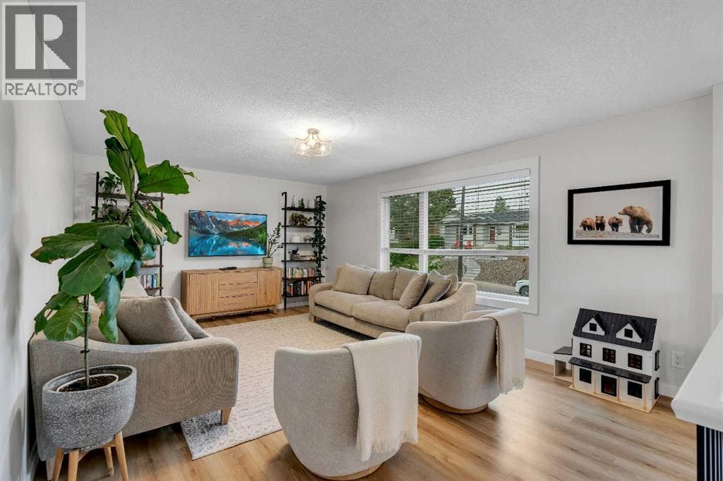 6256 Silver Springs Hill NW — photo 3