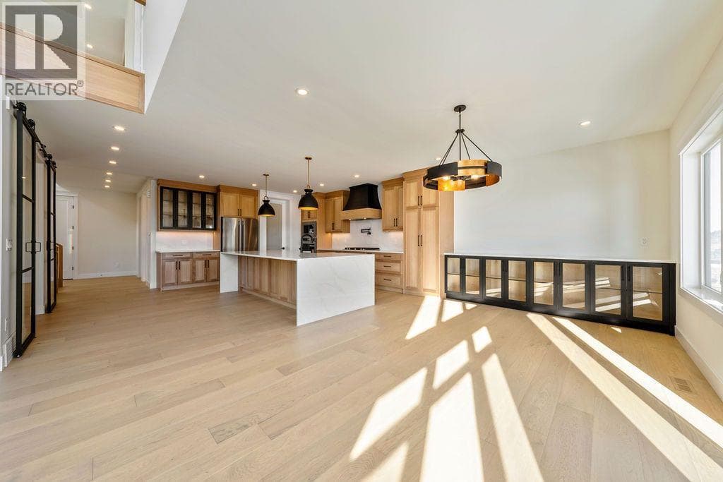 68 Sunvalley Way — photo 4
