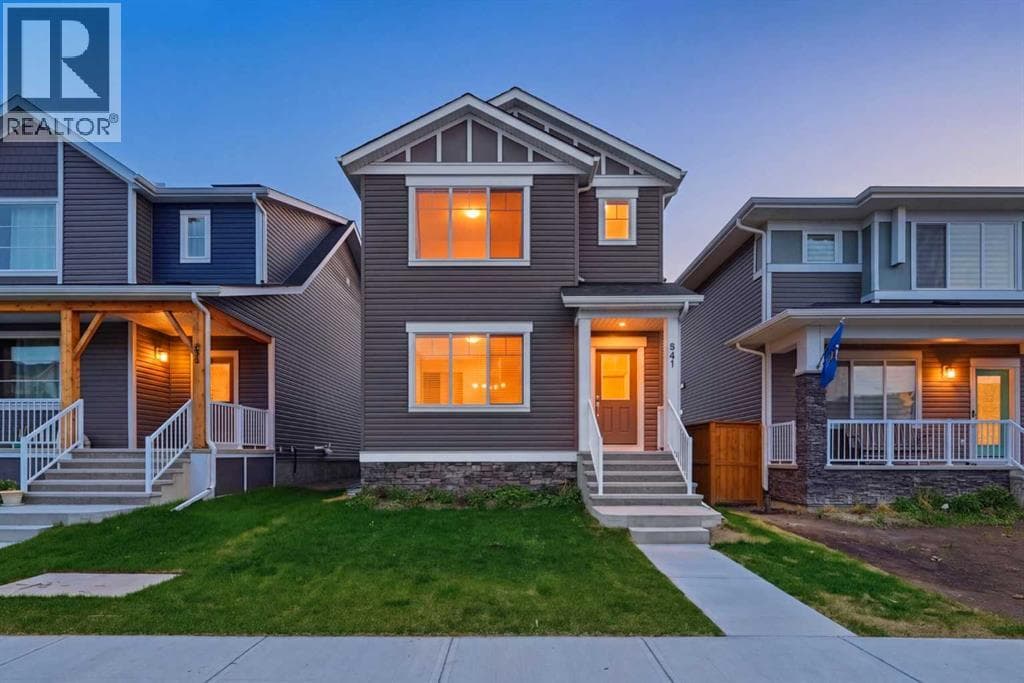 541 Bayview Street SW — photo 2