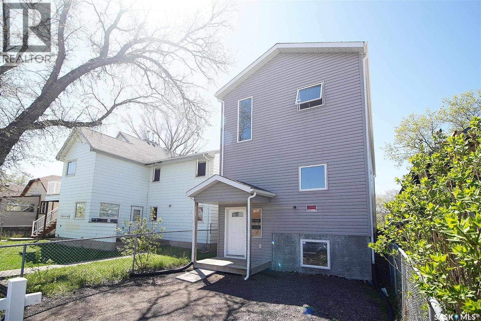1352 Angus STREET — photo 4
