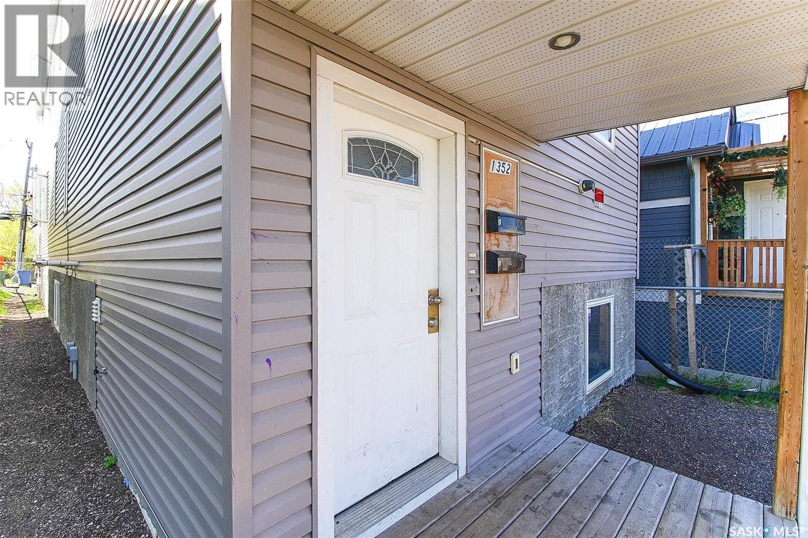 1352 Angus STREET — photo 5