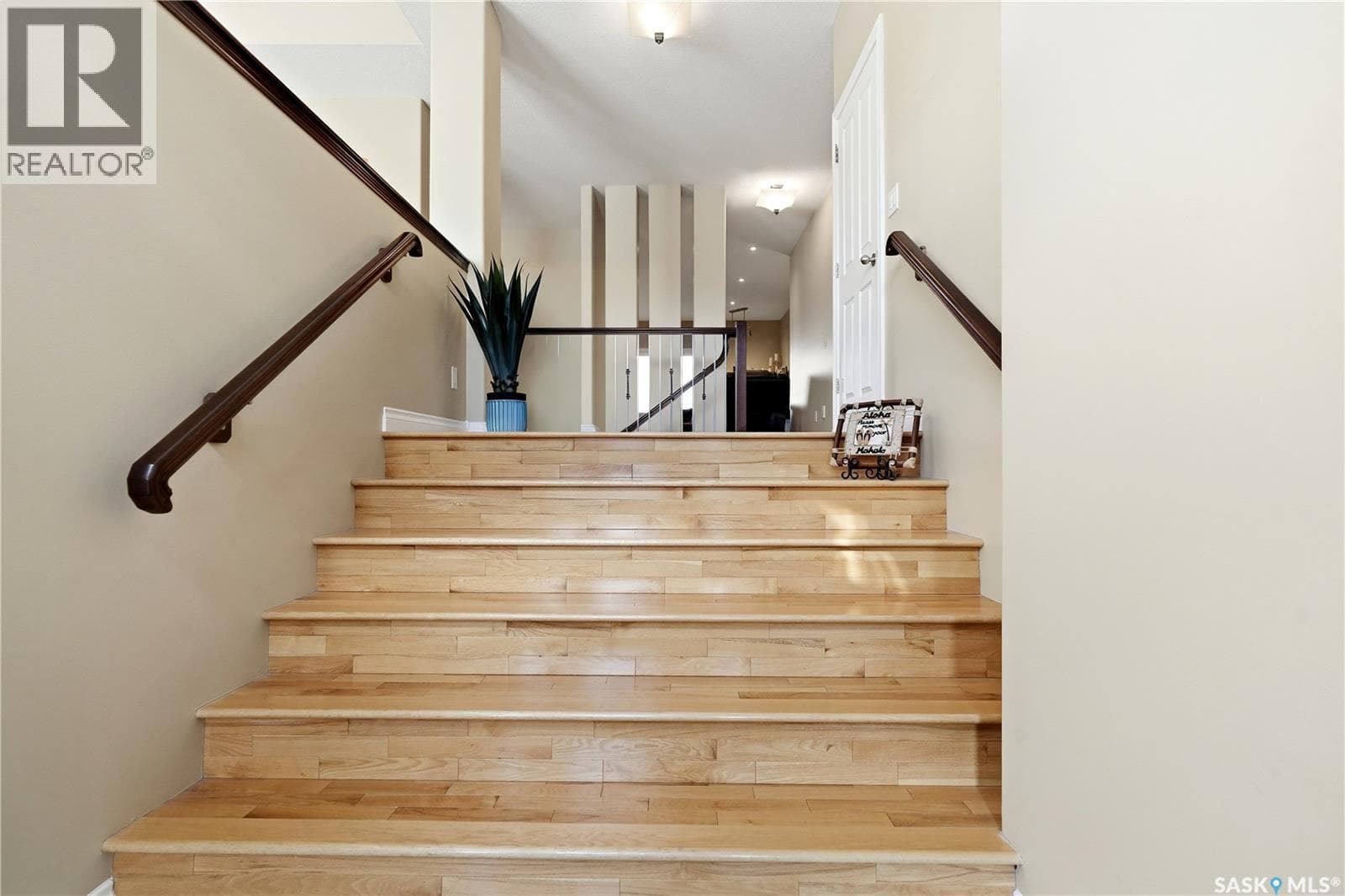 4501 Bergamot BAY E — photo 3