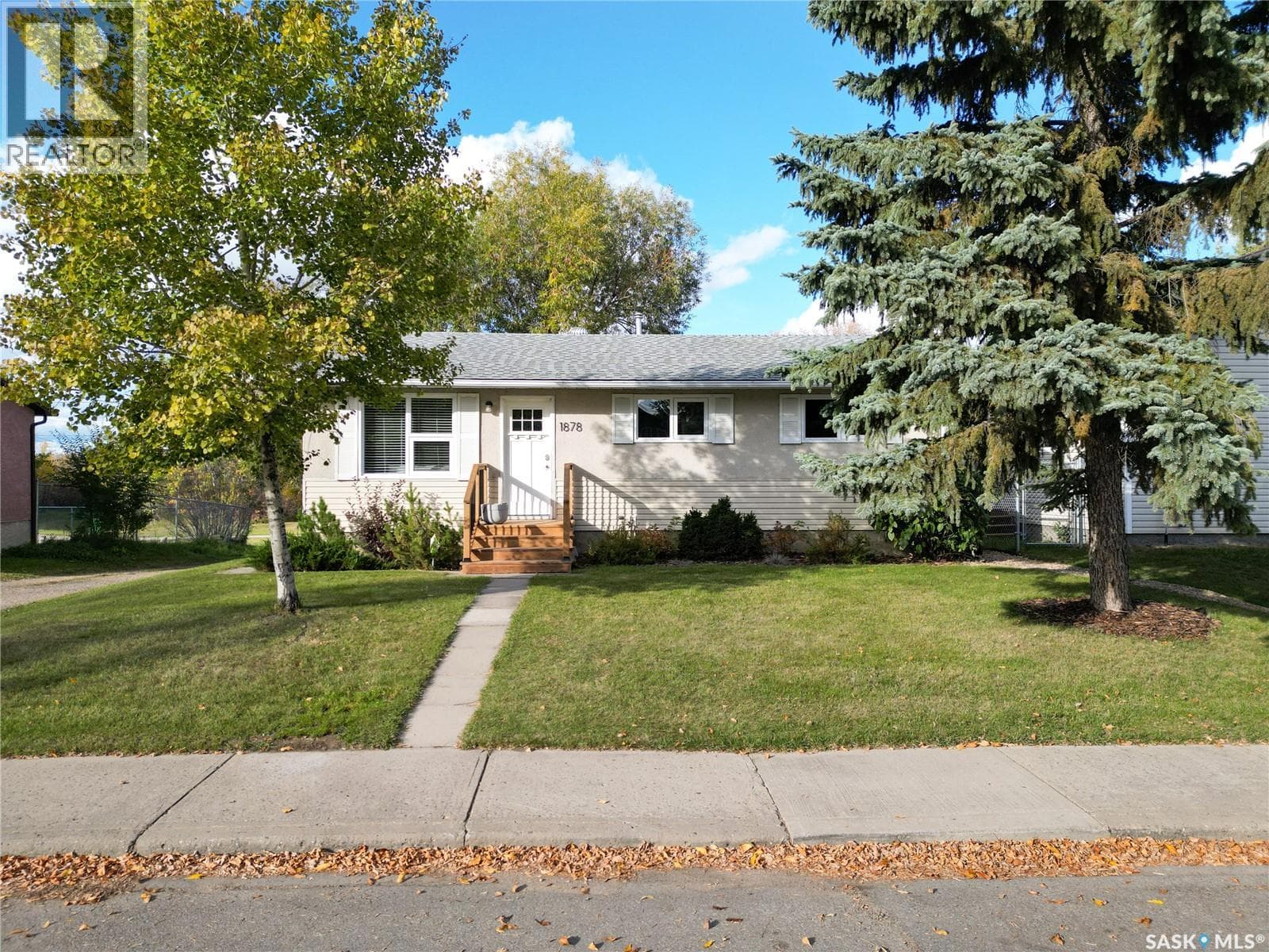 1878 13th STREET W