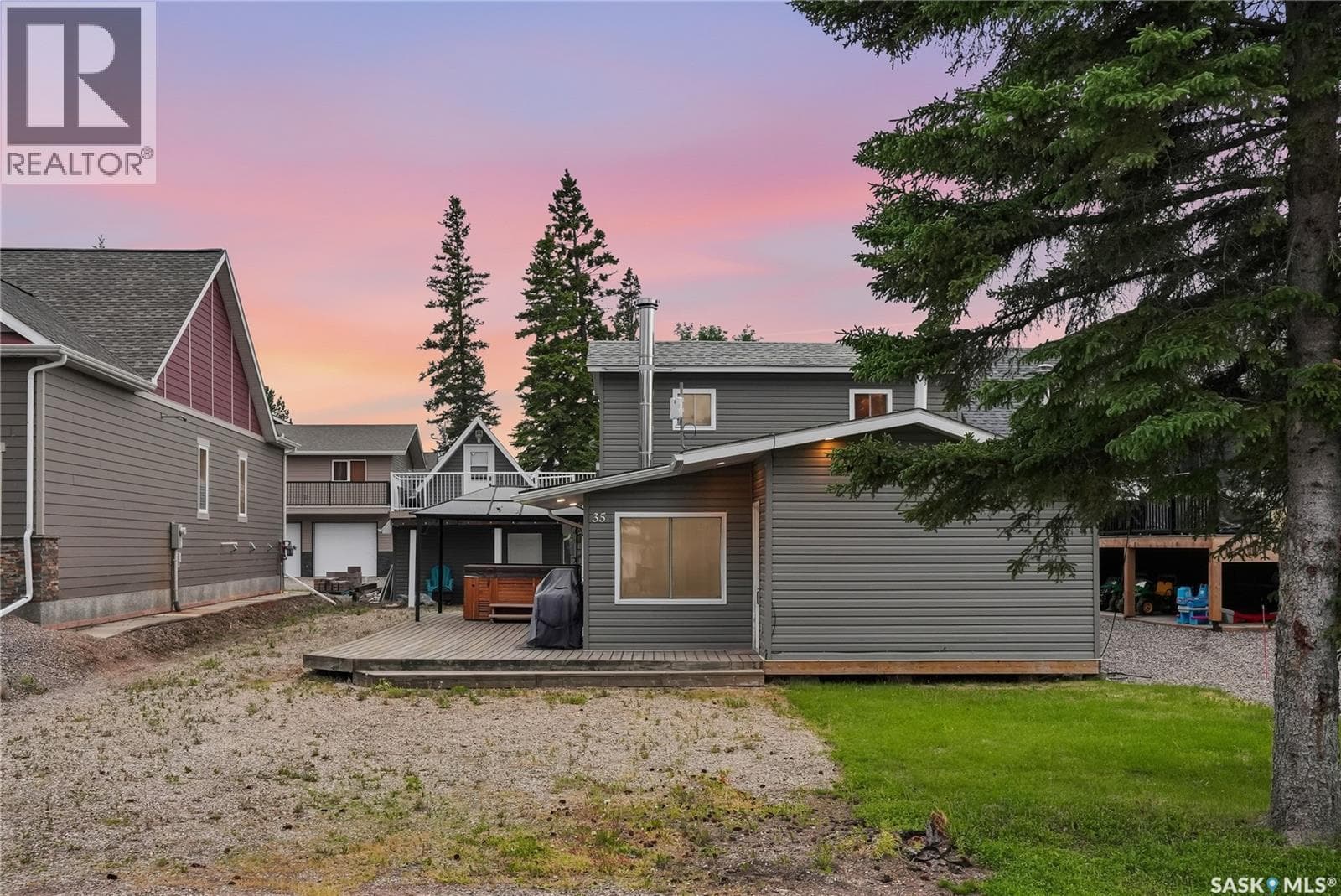 35 Lakeview DRIVE — photo 2
