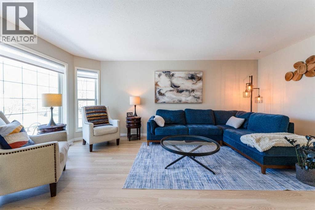 217 Martin Crossing Way NE — photo 2