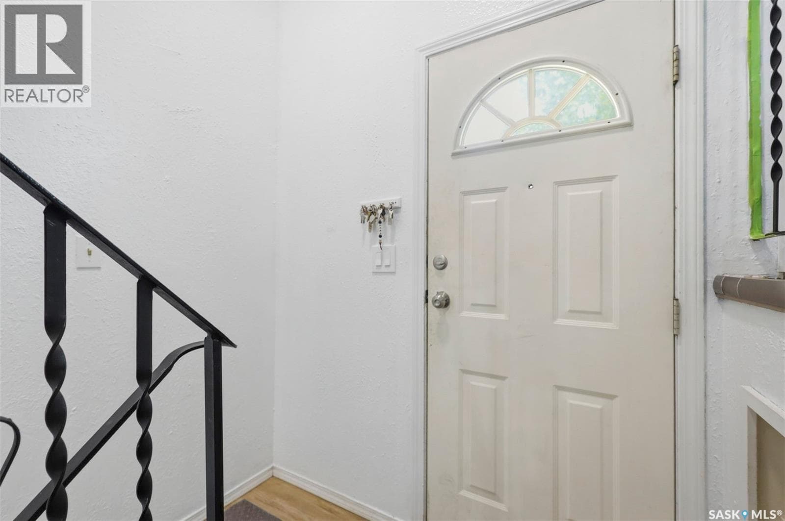 418 Lisgar AVENUE — photo 3