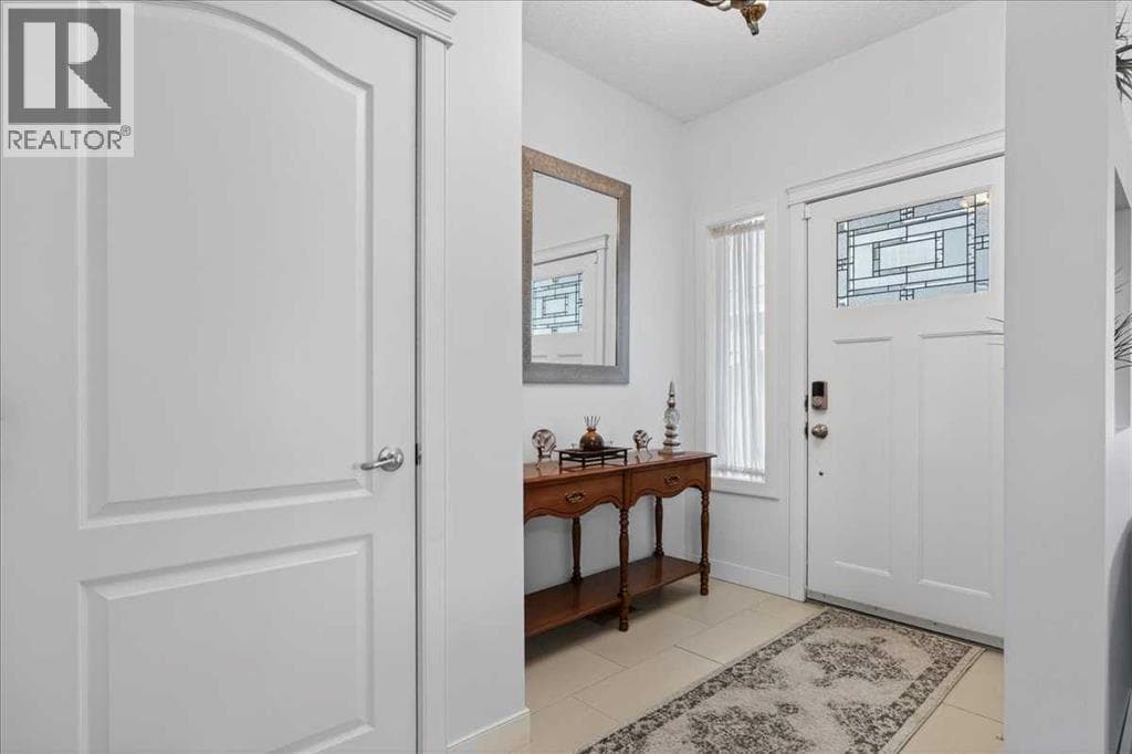 28 Evansview Manor NW — photo 2