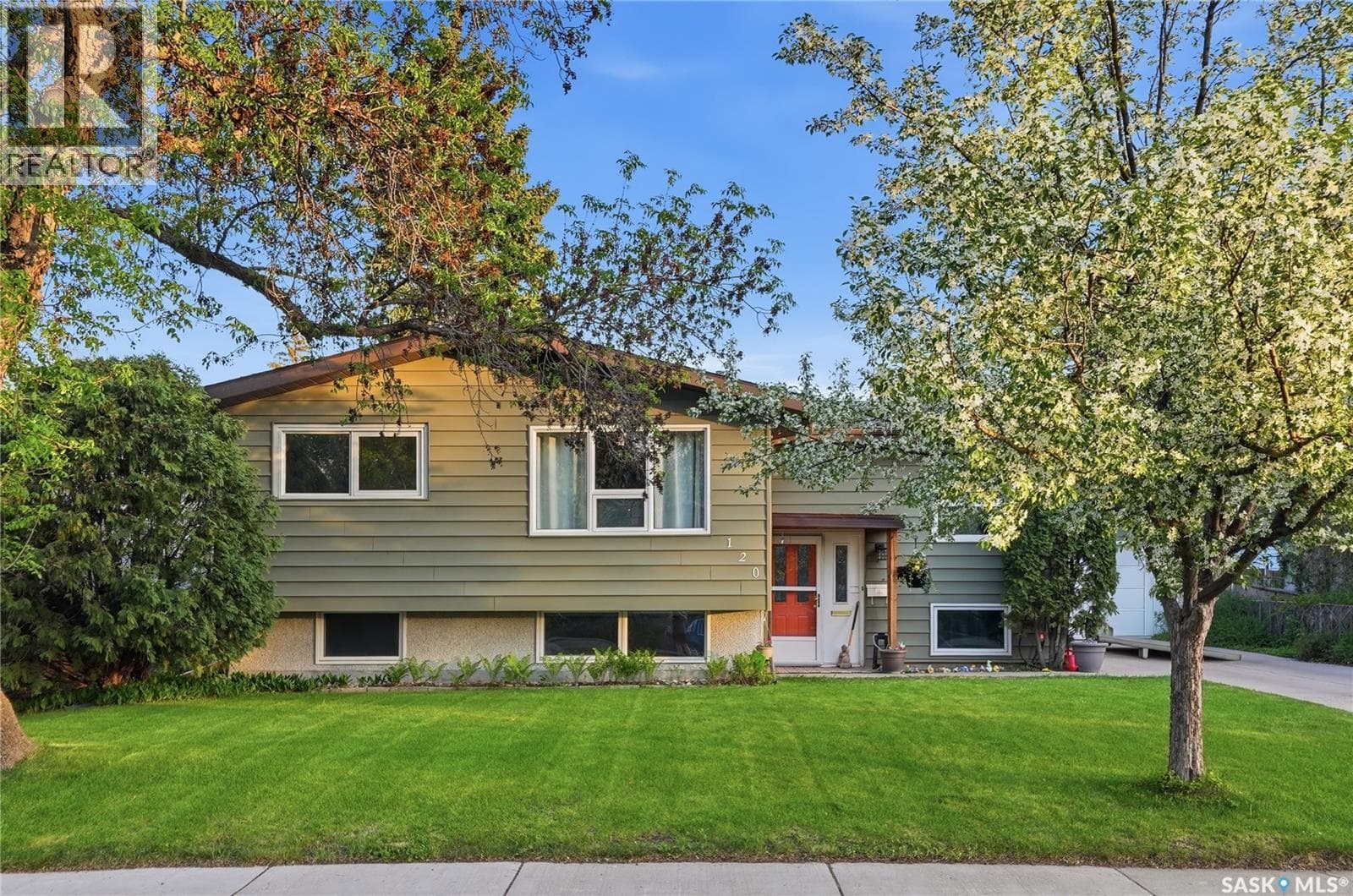 120 Rupert PLACE