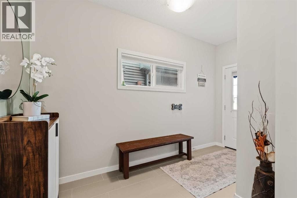 65 Sunrise Crescent — photo 4