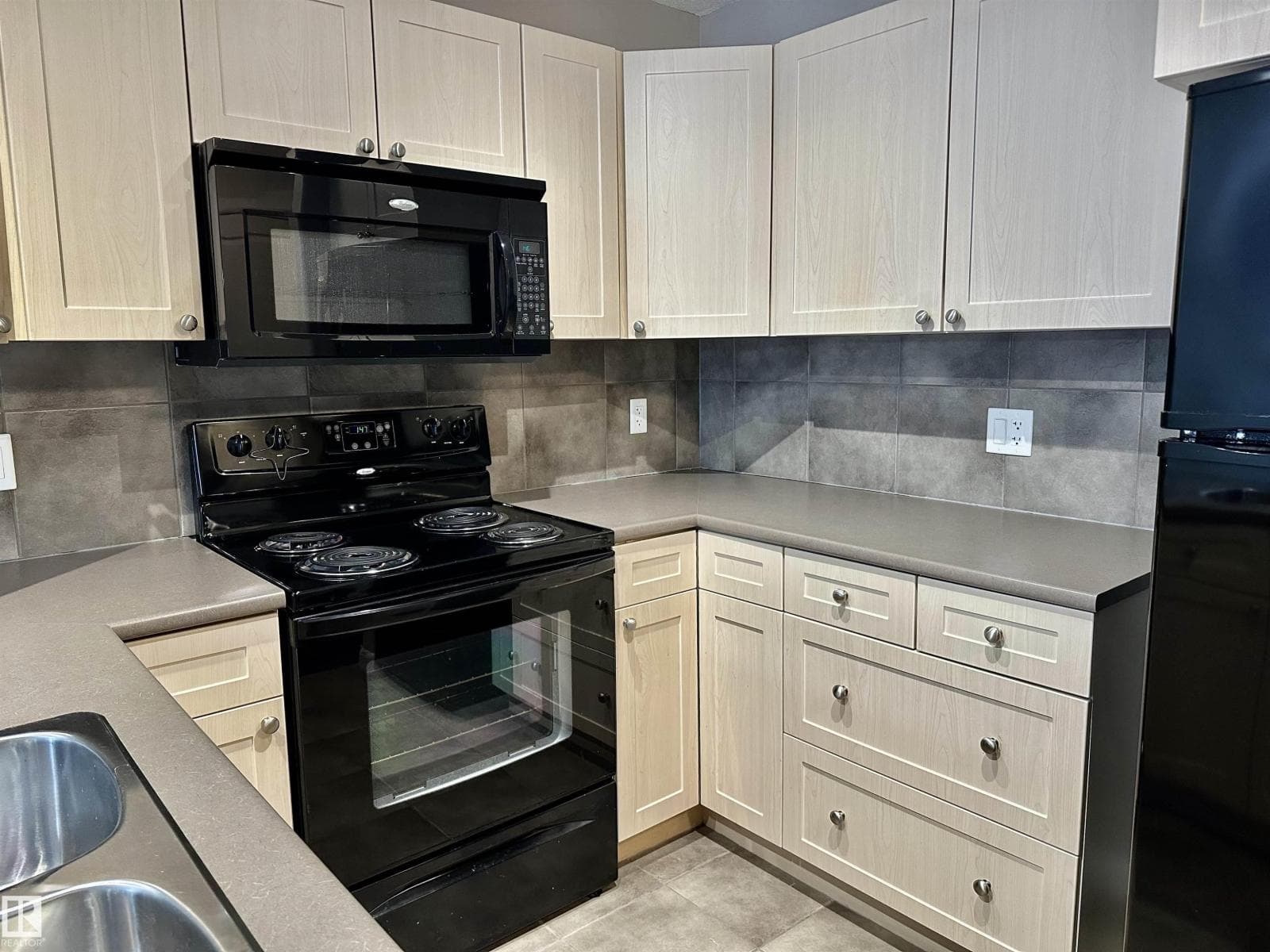 #336 400 PALISADES WY — photo 3