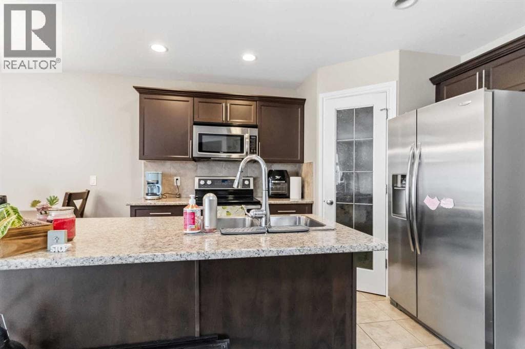141 Dakin Drive — photo 5