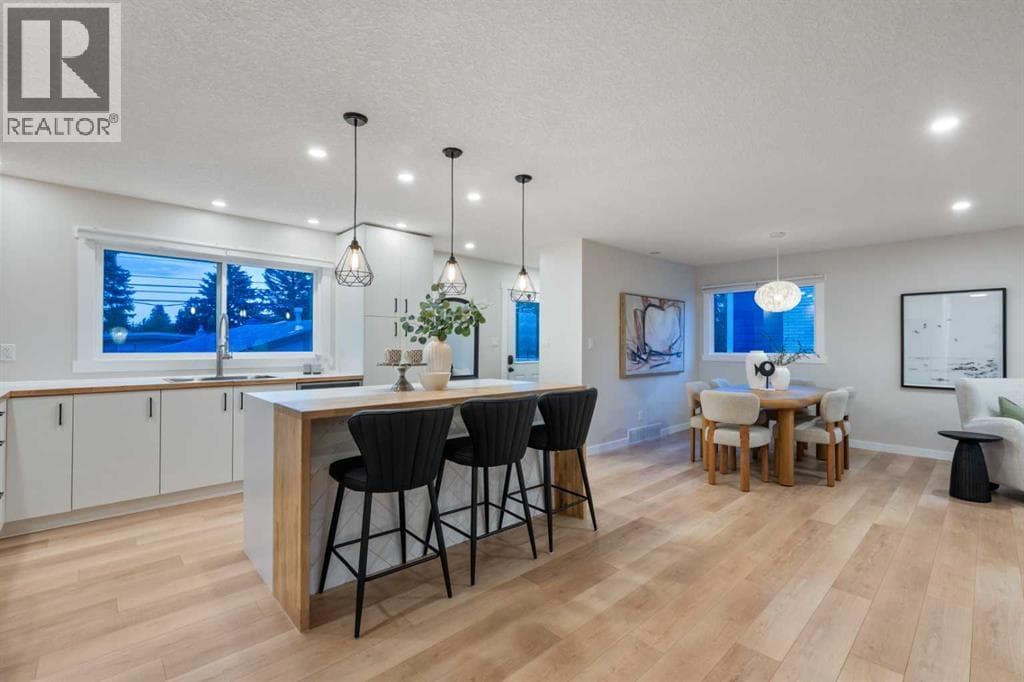 1575 Lake Bonavista Drive SE — photo 4