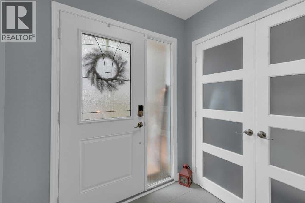11 Stradwick Place SW — photo 3