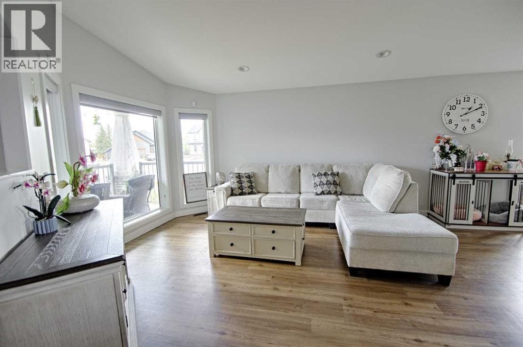 807 Sunset Place — photo 4