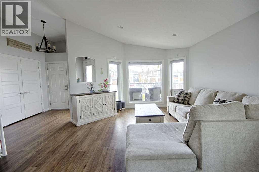 807 Sunset Place — photo 5