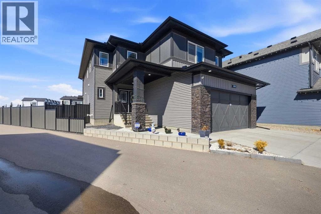 1153 Chinook Gate Bay SW — photo 2