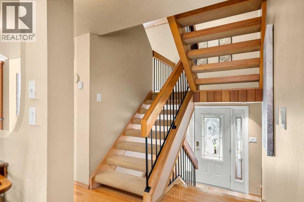 8 Varsplain Place NW — photo 3