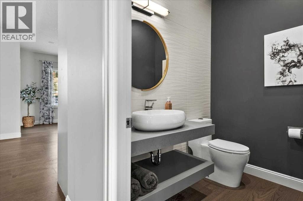 255 Gleneagles View — photo 5