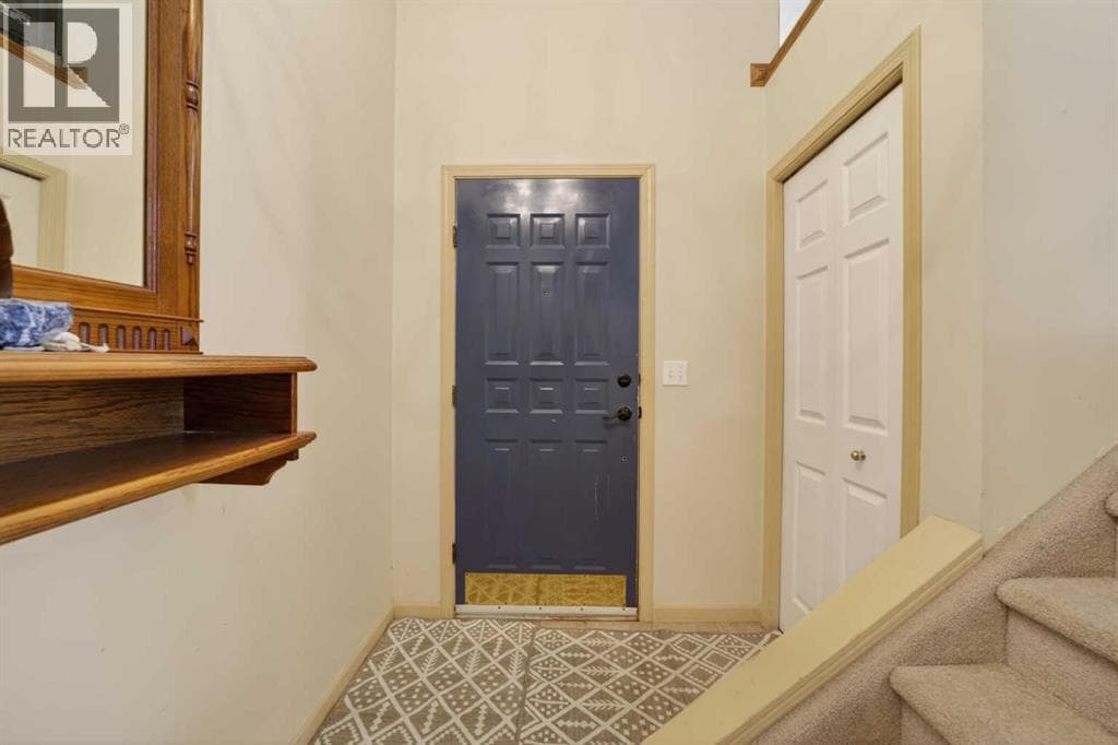 621 5 Avenue SW — photo 3