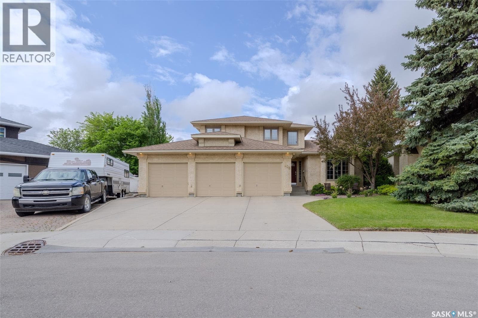 406 Braeburn CRESCENT