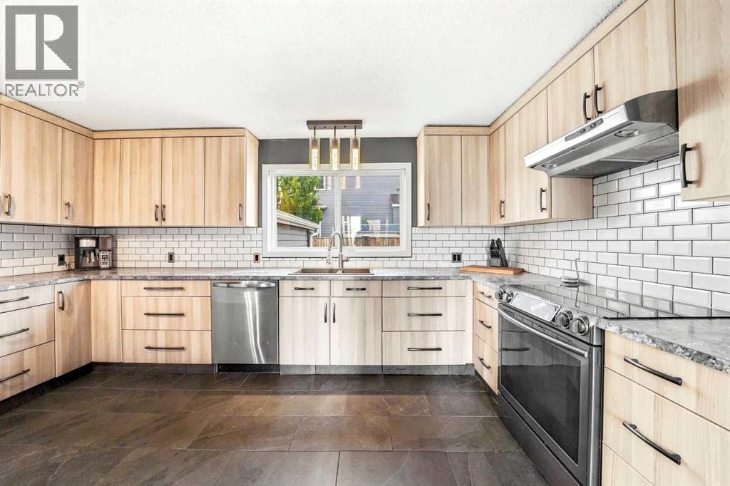 5111 Minto Street — photo 3