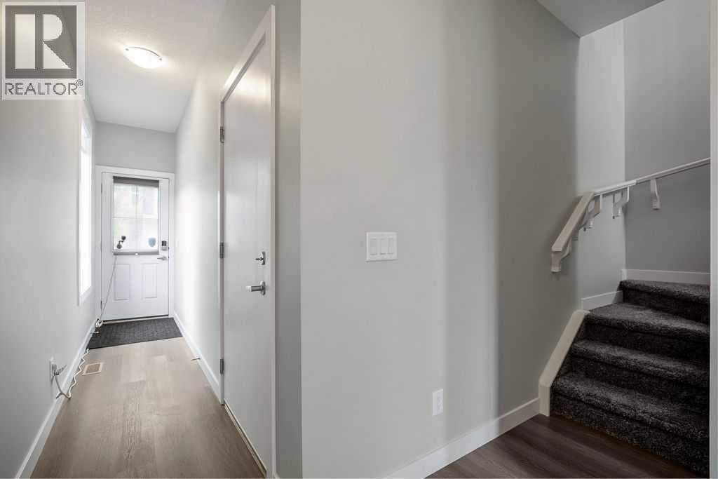902 Sage Hill Grove NW — photo 2