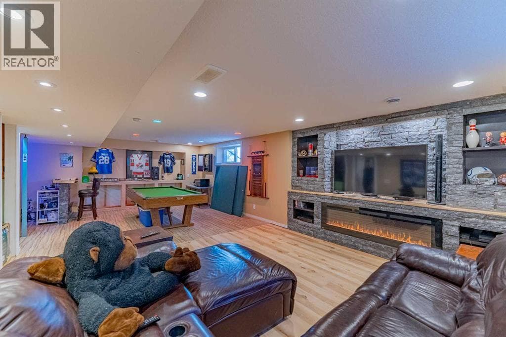 142 West Pointe Circle — photo 4